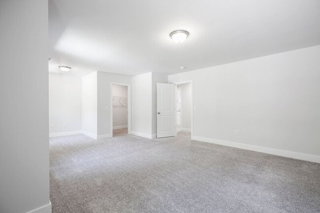 Building Photo - 11802 Wilderness Park Dr