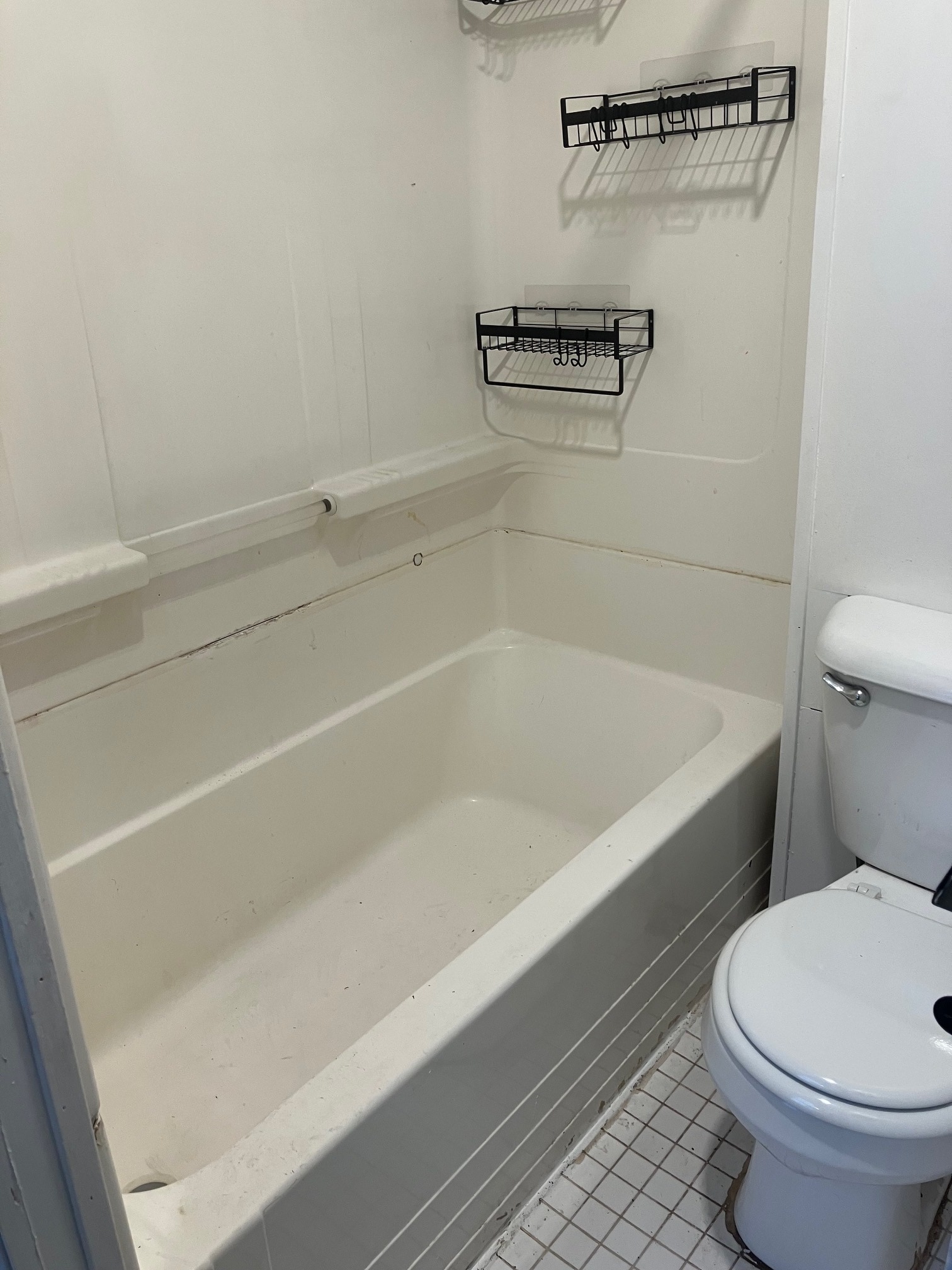 Building Photo - 186 Roxbury St