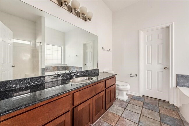 Building Photo - 4009 Reatta Ln