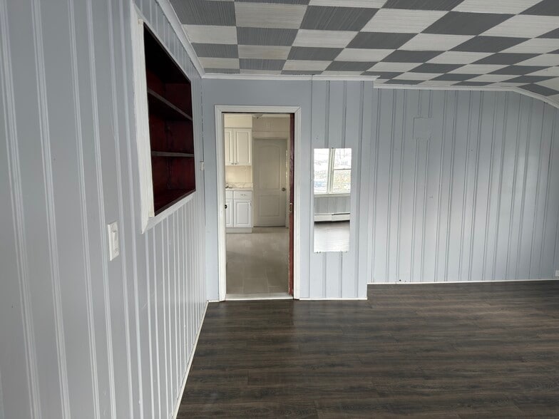 Building Photo - 462 Jackson Ave