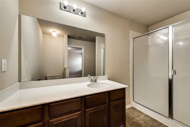 Building Photo - 1122 Rainer Dr
