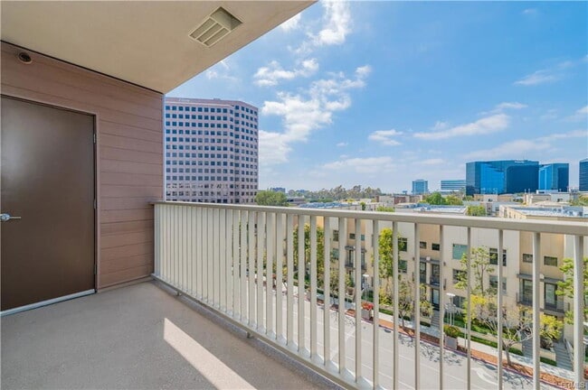 Building Photo - 1507 Rivington