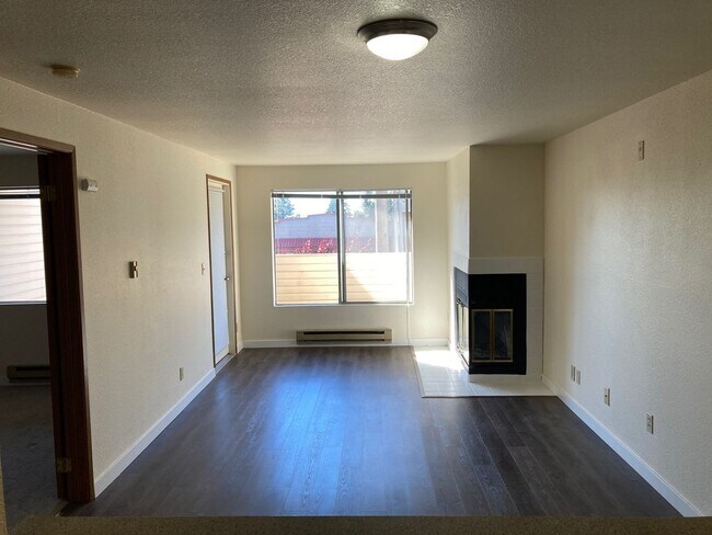 Interior Photo - TWG South