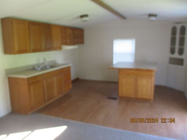 Building Photo - 2904 Madeline Rd