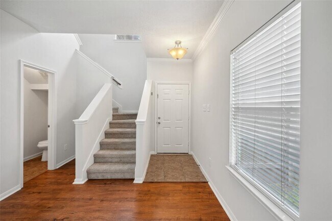 Building Photo - 12047 Belle Ct