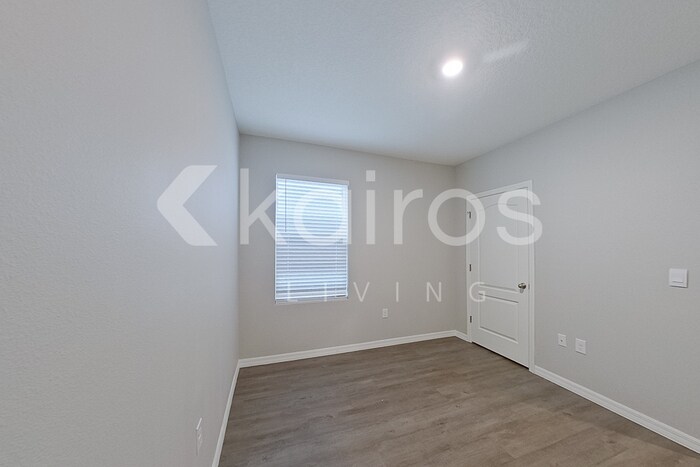 Building Photo - 32036 Katelin Cir