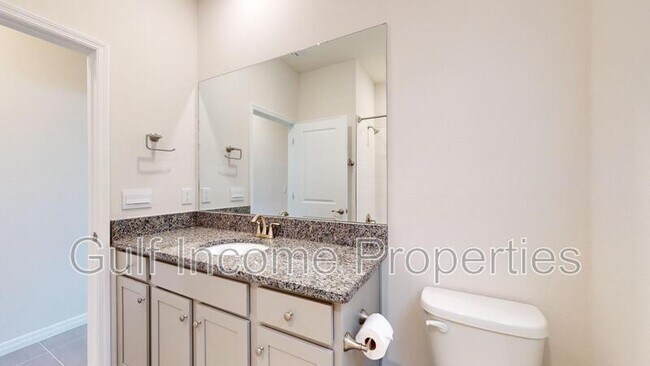 Building Photo - 411 157th Ct E