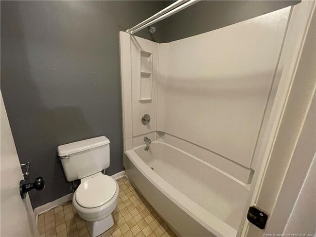 Building Photo - 5734 Waters Edge Dr