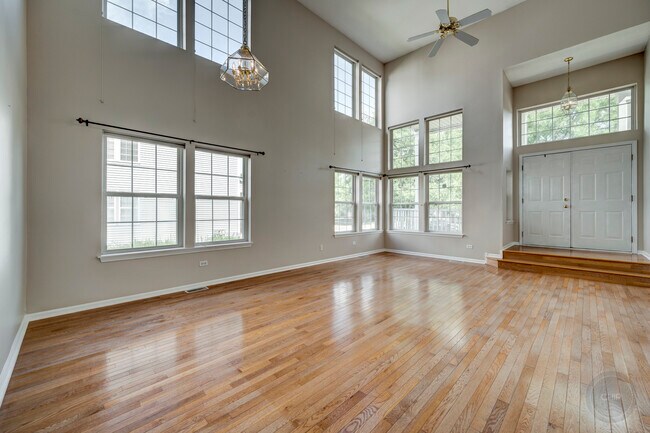 Building Photo - 2631 Flagstone Cir