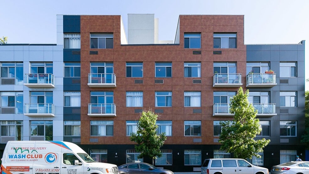 Building Photo - 836 Bergen St