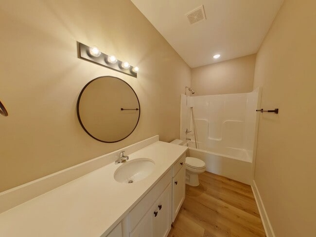 Building Photo - New 4-bedroom Wichita Townhome