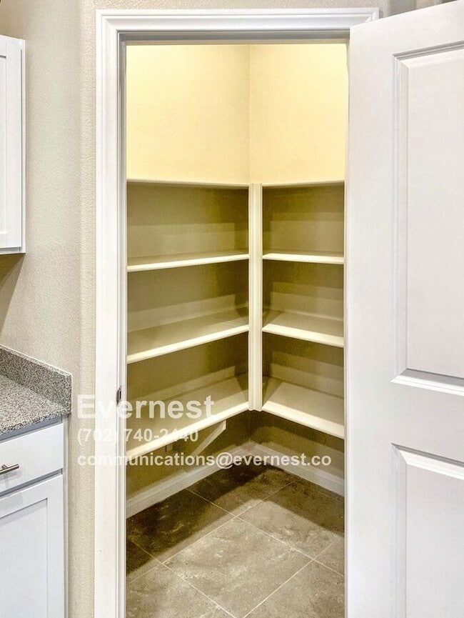 Building Photo - 1-Story Smart Home with Chef-Style Kitchen...