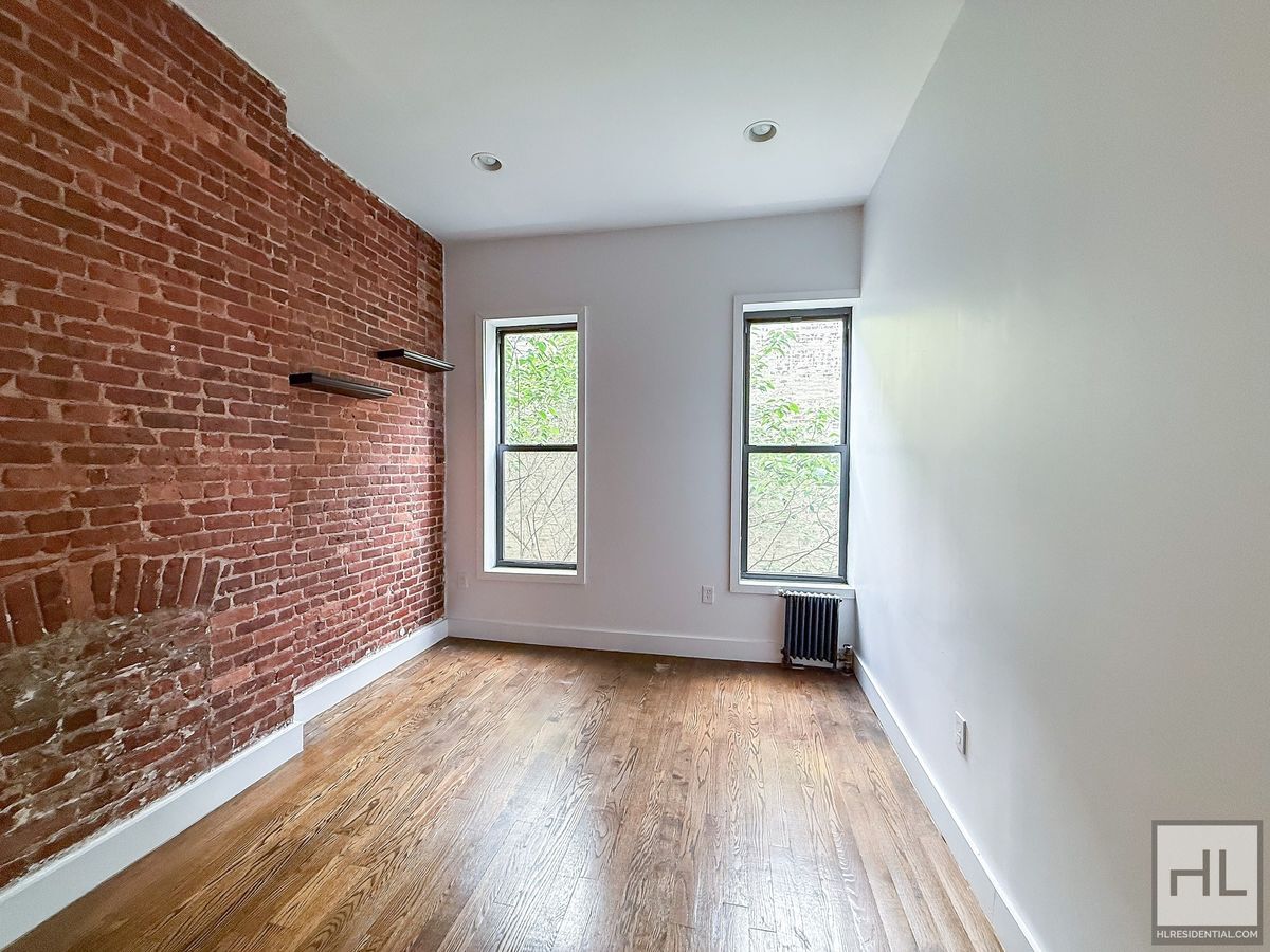 Building Photo - BEDFORD AVENUE / Bedford-Stuyvesant 2-Bed 1-Bath