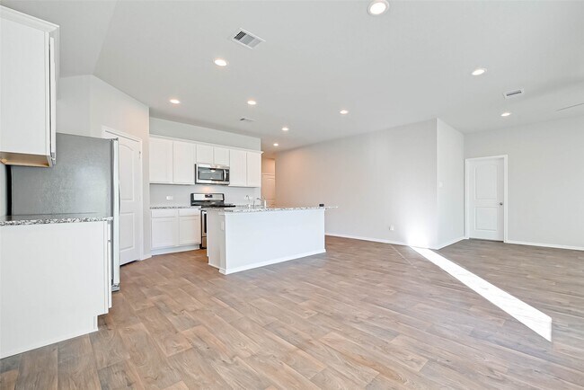 Building Photo - 12311 Trumpetfish Dr