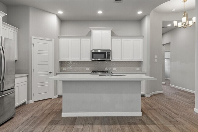 Building Photo - 2412 Bathwick Ln