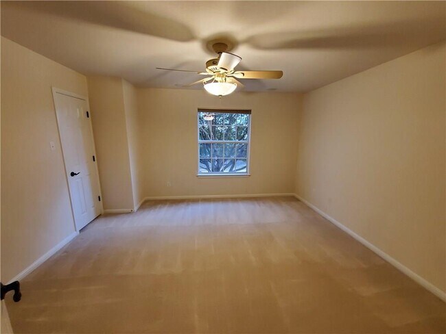 Building Photo - 4310 Reynosa Dr