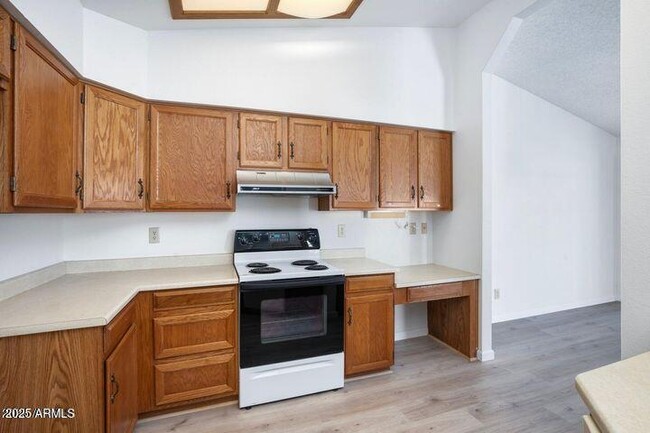 Building Photo - 12234 S Shoshoni Dr