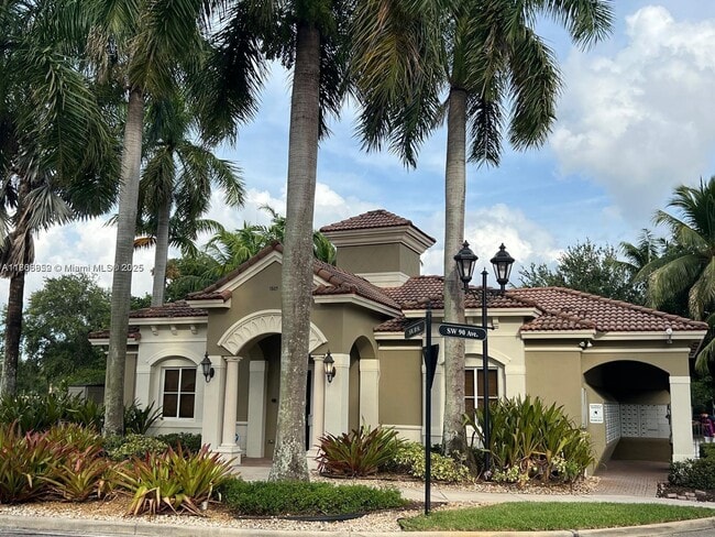 Building Photo - 8962 SW 18th St