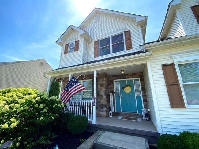 Building Photo - 30 Millbrook Court