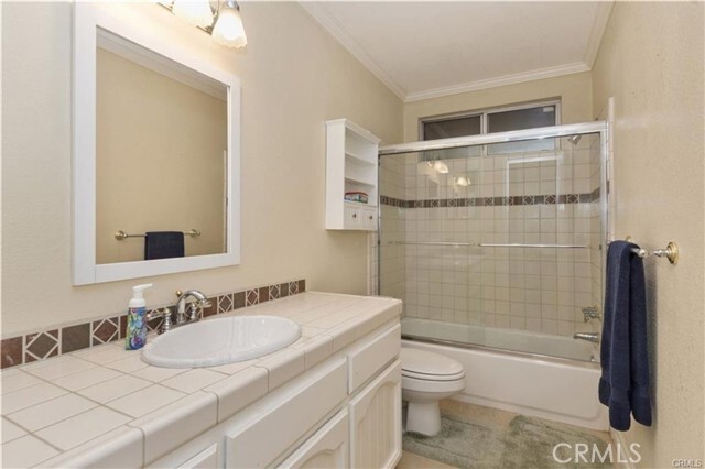 Building Photo - 27875 Rainbow Dr