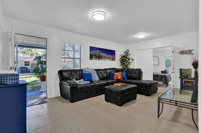 Building Photo - 2231 NW 55th Ave