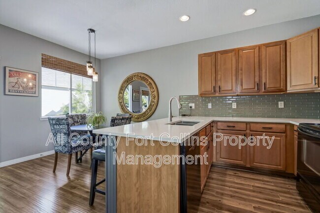 Building Photo - 2333 Windrow Dr