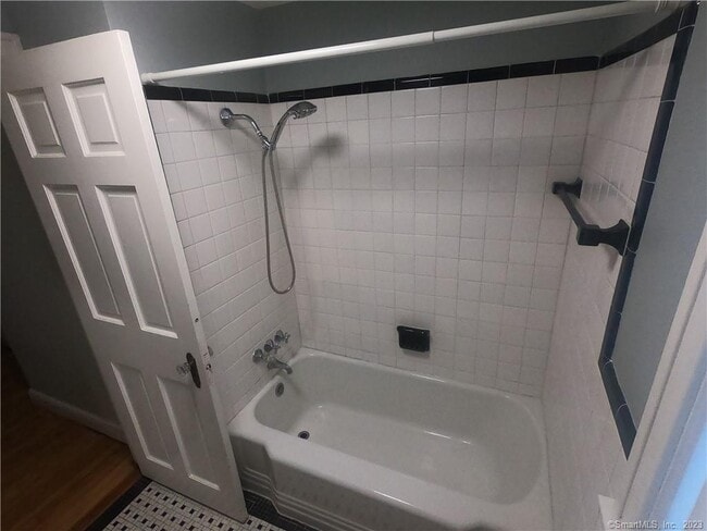 Building Photo - 59 Aitchison Dr