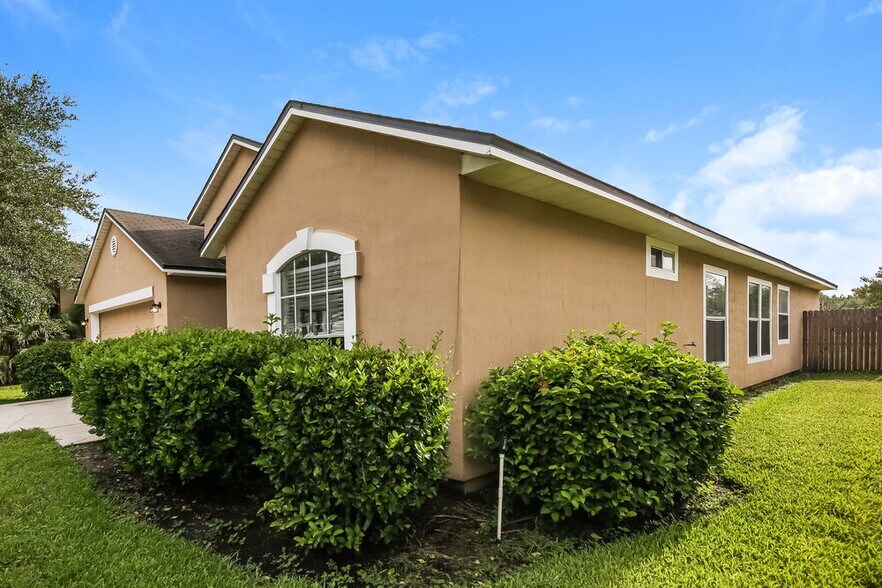 Building Photo - 2318 Cherokee Cove Trail