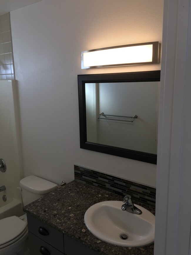 Building Photo - This Home Has It All!