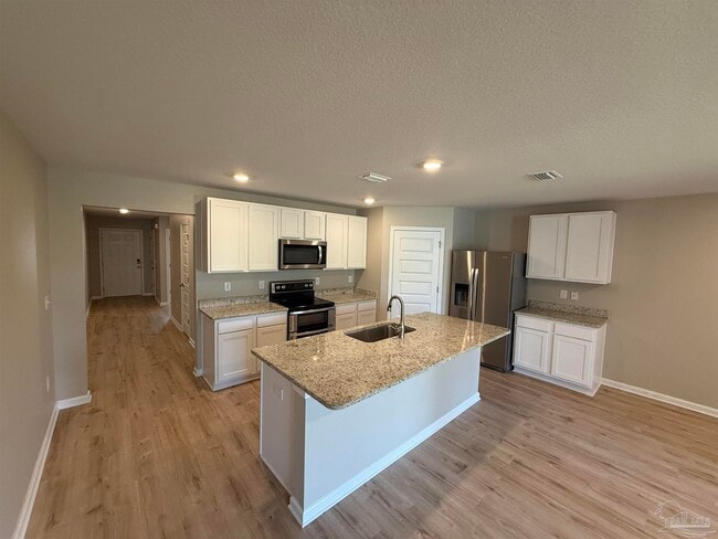 Building Photo - 4041 Whitetail Ln