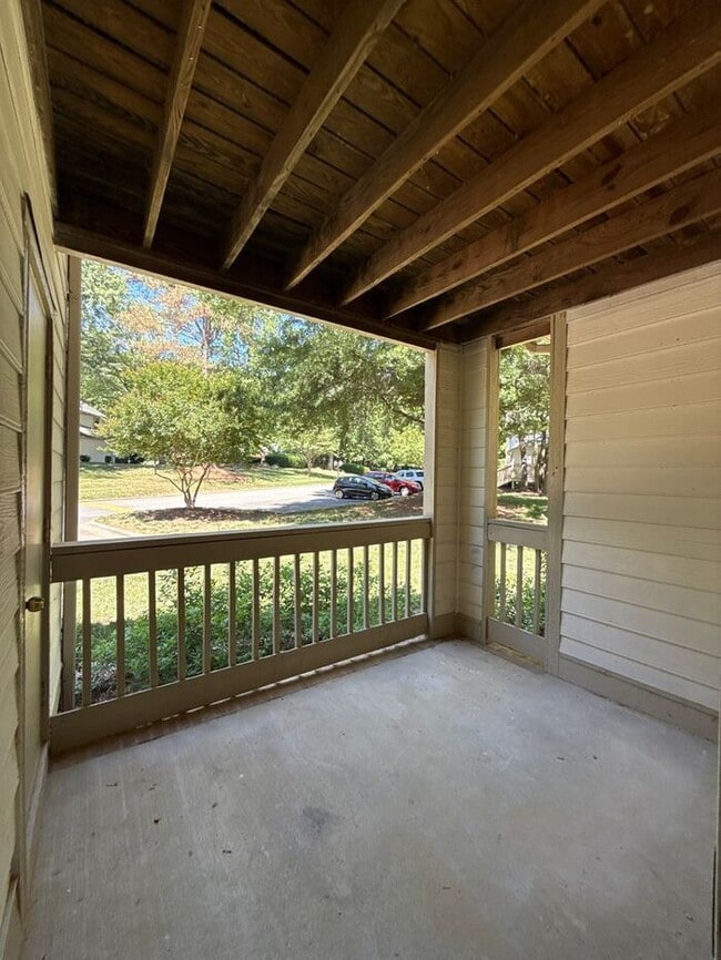 Building Photo - T.R. Lawing Realty Property