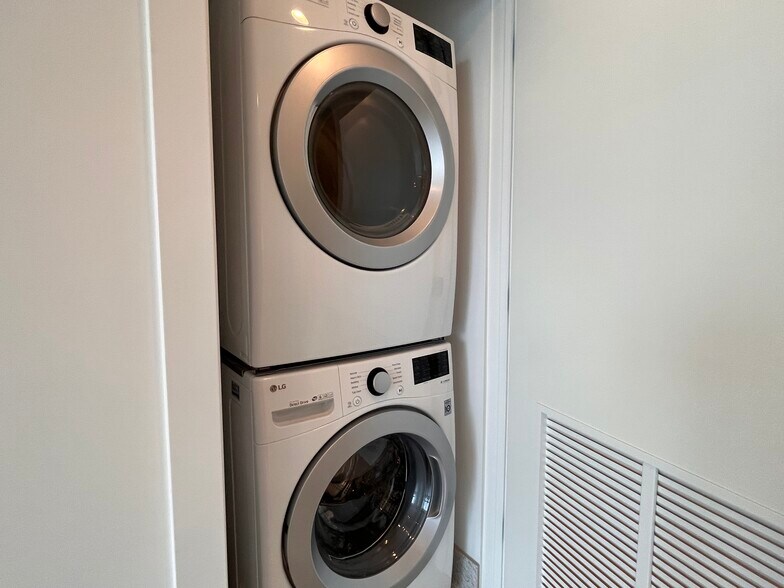 Large, front loaded Washer and Dryer - 330 W Grand Ave