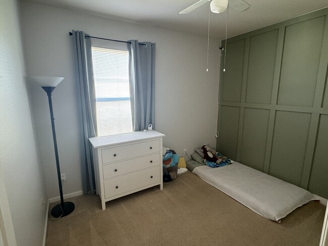 Building Photo - 442 Fillmore Ave NE