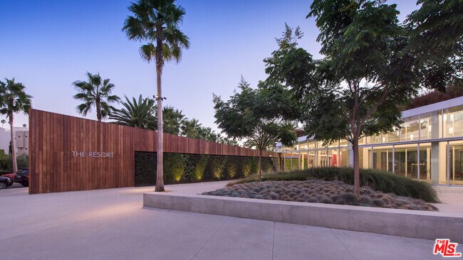 Building Photo - 13045 Pacific Promenade