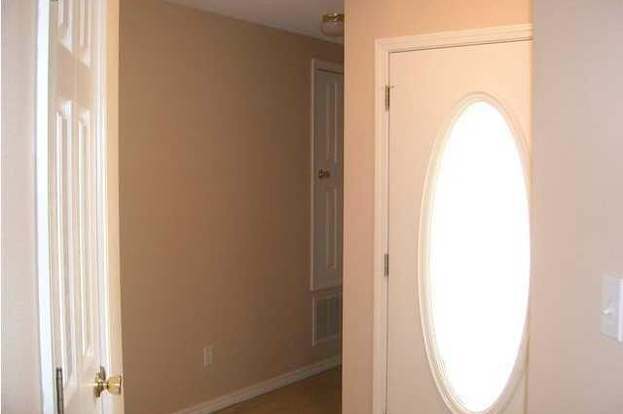 Building Photo - 1065 Antigua Cir