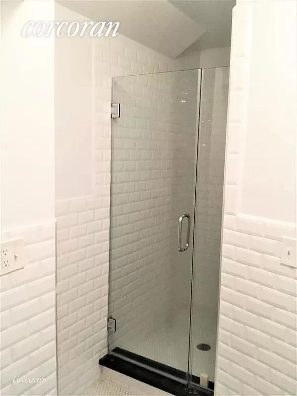 Building Photo - 541 Decatur St