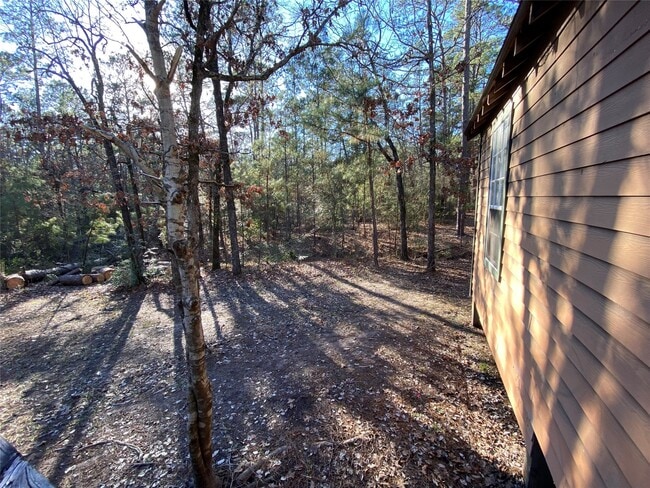 Building Photo - 24501 Pine Oaks Ct