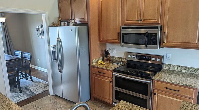 Building Photo - 108 Carriage Hills Ln