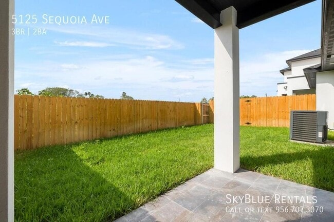 Building Photo - 5125 Sequoia Ave