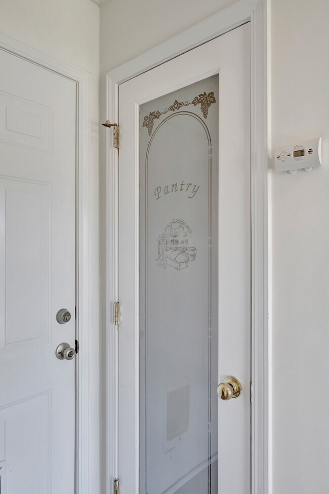 Building Photo - 7109 Commonwealth Cir