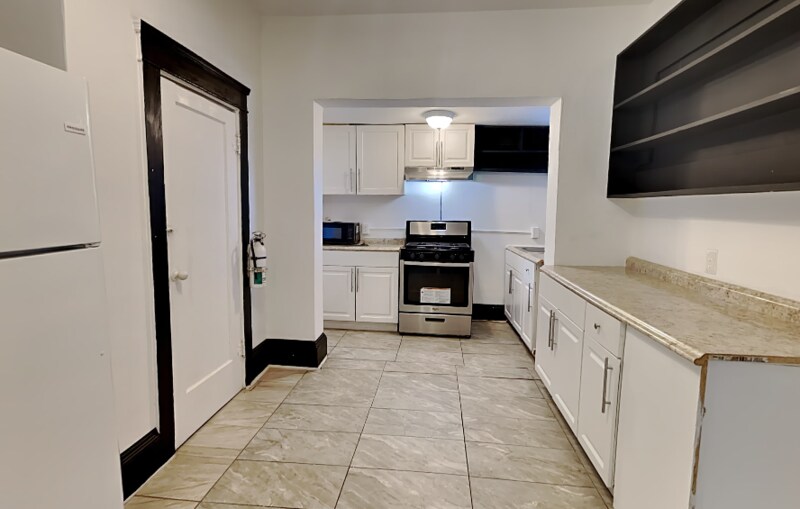 Building Photo - 115 S Grandview Ave