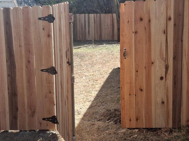 Building Photo - 134 London Ln