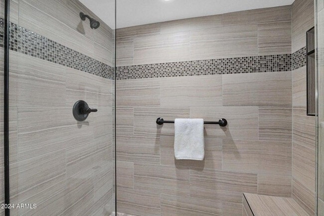 Building Photo - 4883 N Granite Reef Rd