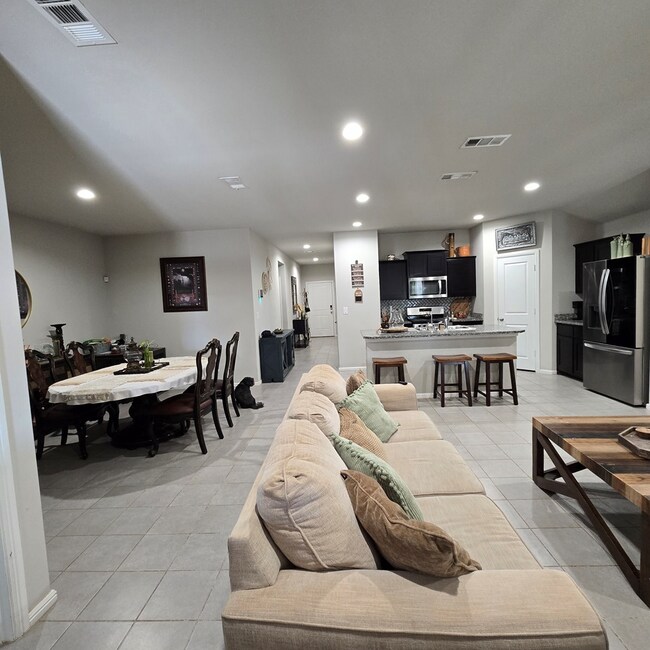 Building Photo - 7003 Adenium Rd