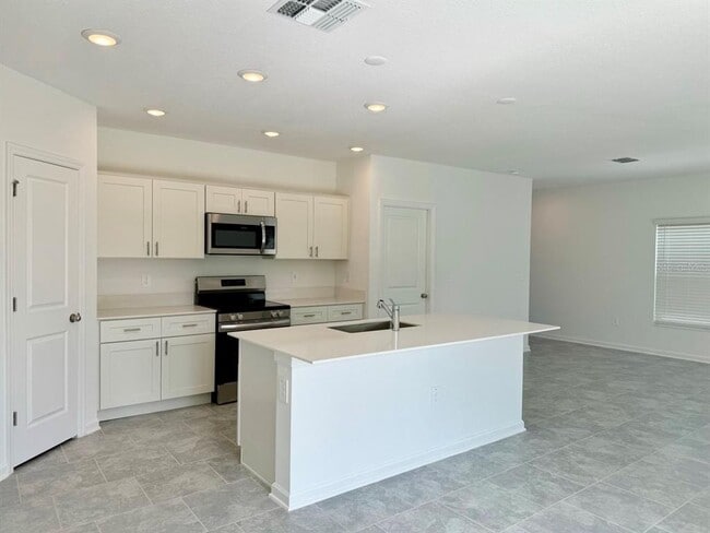 Building Photo - 1727 Foreman Rd