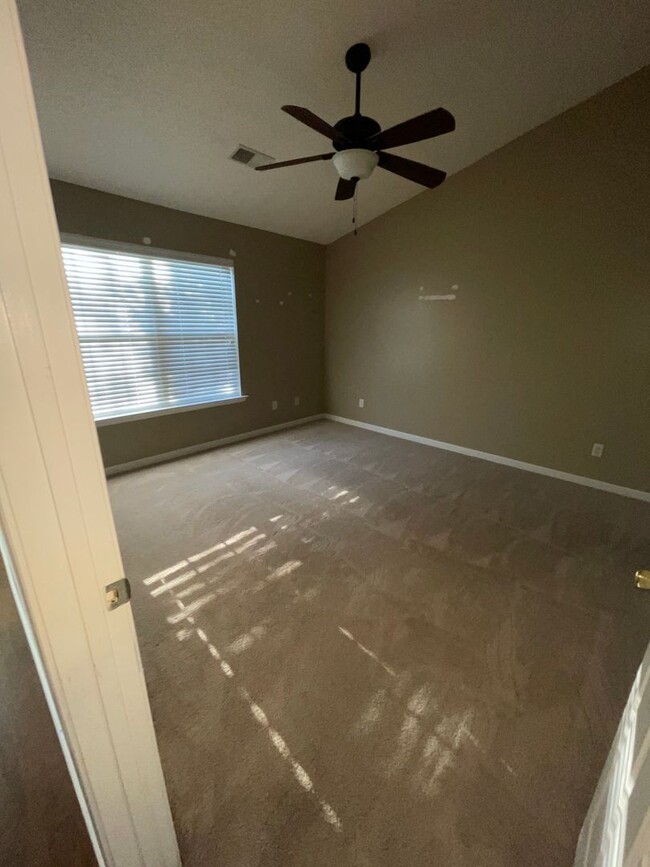 Building Photo - 2BR/2BA Patio Home in Saluda Commons- Avai...