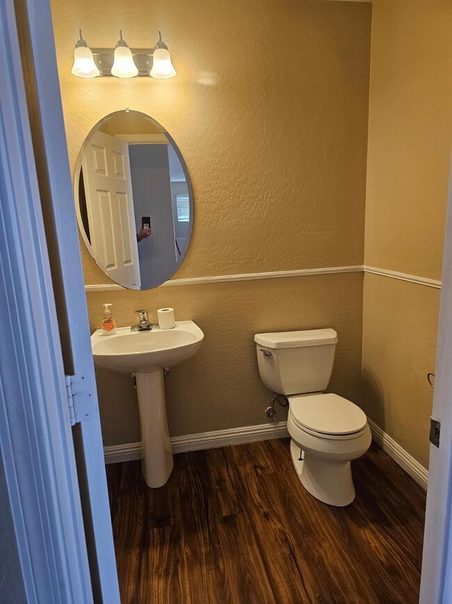 Building Photo - 586 W Cobblestone Ct