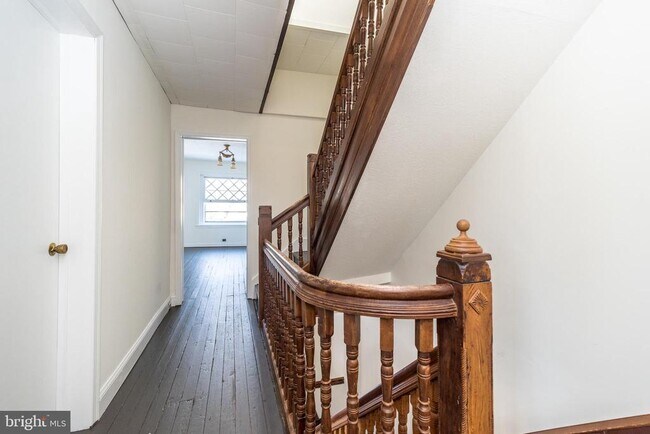 Building Photo - 7738 Ardleigh St