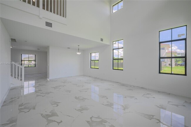 Building Photo - 32242 SW 194th Ave