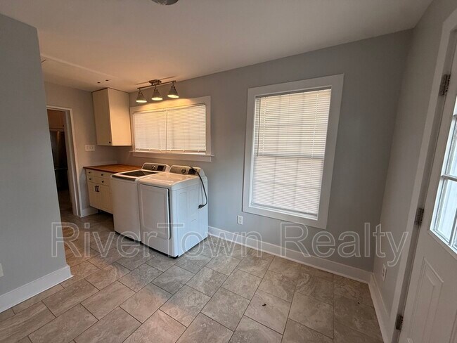 Building Photo - 2023 Higbee Ave